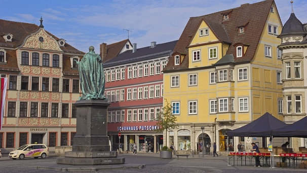 Marktplatz in Coburg mit Prinz Albert-Denkmal | Bild: picture-alliance/dpa/Arco Images GmbH