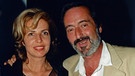Der deutsche Regisseur Helmut Dietl mit Schauspielerin Michaela May, 1997 | Bild: picture alliance / United Archives | TBM