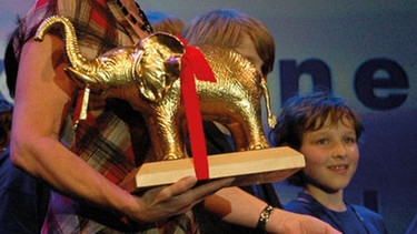 Der begehrte Preis der Kinderjury: Der Goldene Elefant | Bild: feierwerk.de