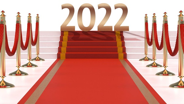Roter Teppich mit Jahreszahl 2022 | Bild: BR$/Anna Hunger