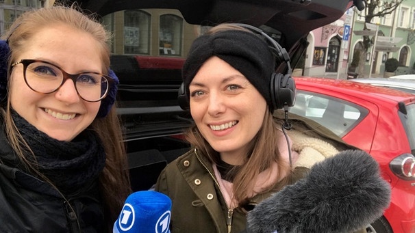 Die Korrespondentinnen Nadine Cibu und Laila Heyne | Bild: BR