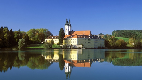 Ehemaliges Kloster Vornbach am Inn, Bäderdreieck, Niederbayern, Bayern, Deutschland, Europa | Bild: picture-alliance/dpa