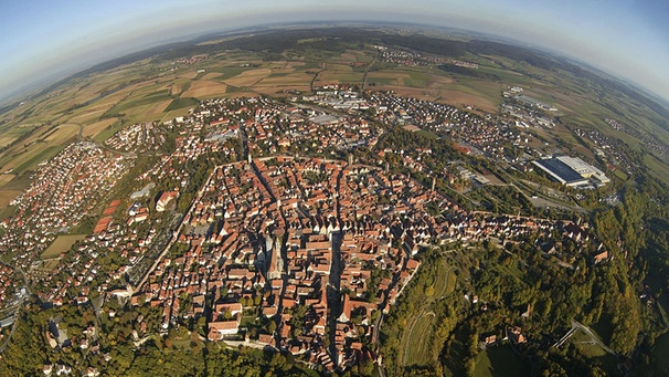 Luftaufnahme: Rothenburg ob der Tauber  | Bild: picture-alliance/dpa
