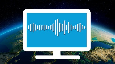 Grafik eines TV´s mit einem Audiopegel auf dem Screen und im Hintergrund ein Satellitenbild mit Blick auf die Erde. | Bild: stock.adobe.com/rangizzz, Montage/BR Petra Decker