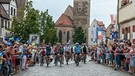 BR-Radltour 2019, 30.7.2019, Etappe 3, Ankunft in Lauf an der Pegnitz, Innenminister Joachim Herrmann | Bild: BR/Philipp Kimmelzwinger
