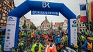 BR-Radltour 2019, 31.7.2019, Etappe 4, Lauf an der Pegnitz - Amberg - Schwandorf, Start in Lauf an der Pegnitz | Bild: BR/Fabian Stoffers