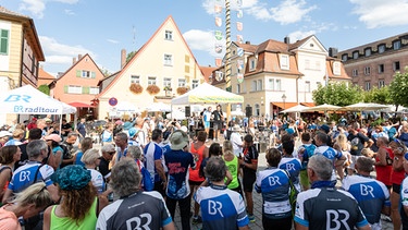 BR-Radltour 2022, Etappe 6: Ankunft in Gunzenhausen | Bild: BR/Hans-Martin Kudlinski