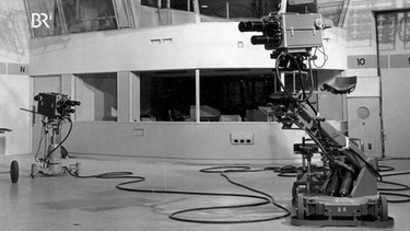 Fernsehstudio München-Freimann 1954 | Bild: Historisches Archiv / Foto Sessner