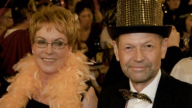 Martin Wagner mit seiner Ehefrau Angelika Vetter-Wagner auf der Fastnacht in Franken in Veitshöchheim 2013 | Bild: Martin Wagner/ privat