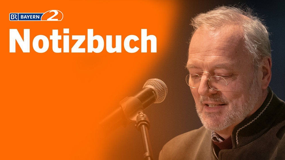 Collage Logo Bayern 2 - Text Notizbuch - Martin Fogt spricht in ein Mikrofon | Bild: BR/Andreas Dirscherl